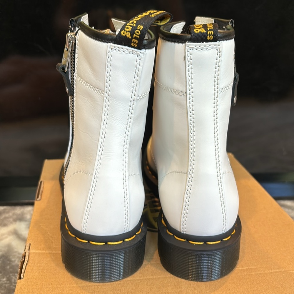 NIB Dr. Martens Women's 1460 Twin Zip 27624100 White Leather Boots 8 9 10 - Picture 10 of 15